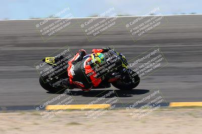 media/Apr-05-2024-Apex Assassins-CVMA Friday Practice (Fri) [[ee2ef04f2b]]/3-Racer 2/Session 3 (Bowl Speed Pans)/